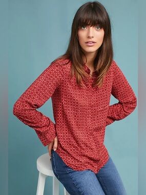 ANTHROPOLOGIE HOLDING HORSES Red and Pink Pattern Shirt